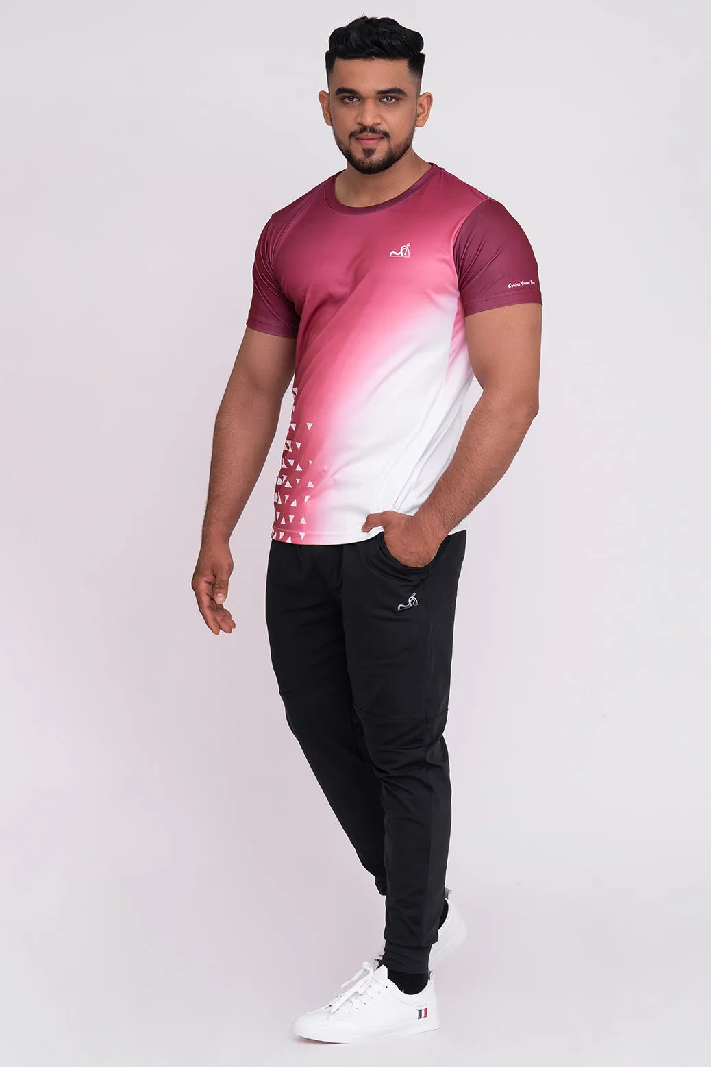 Gradient Round Neck T-Shirt Maroon