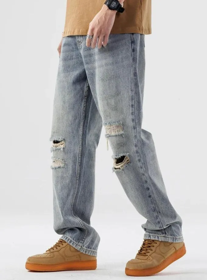 Light Wash Distressed Knee Jeans